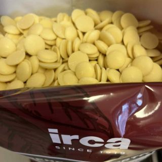 NOVINKA! Jemná bílá čokoláda z Itálie – Irca Reno Concerto 31,4 % Značka, kterou milují cukráři po celém světě. Vyrobená...