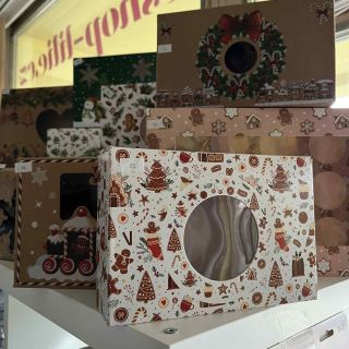 ✨ Vánoce už klepou na dveře! Na prodejně Cukrářské potřeby LILIE v Lovosicích právě dorazila čerstvá zásoba vánočních...